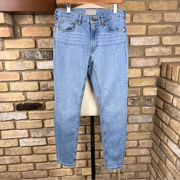 EVERLANE mid rise medium wash skinny jeans - Picture 3 of 9